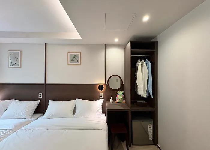 Hostal 을지마루